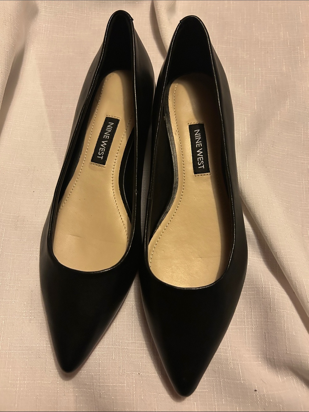 Nine West Black Pointed Toe Ballet Flats
